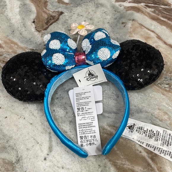 Disney Parks 2020 TIMELESS FLOWER Minnie Mouse Sequined Ear Headband Daisy NEW - Picture 7 of 7